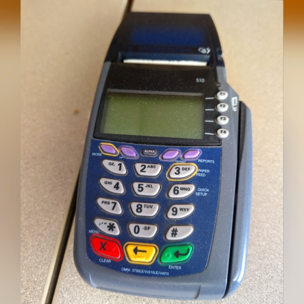 VeriFone Omni 5100 Credit Card Reader